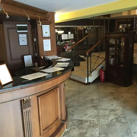 ホテル Asteri - Organic Food From Small Local Farms By Asteri 3*