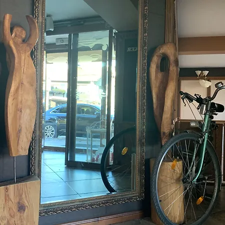 ホテル Asteri - Organic Food From Small Local Farms By Asteri バンスコ